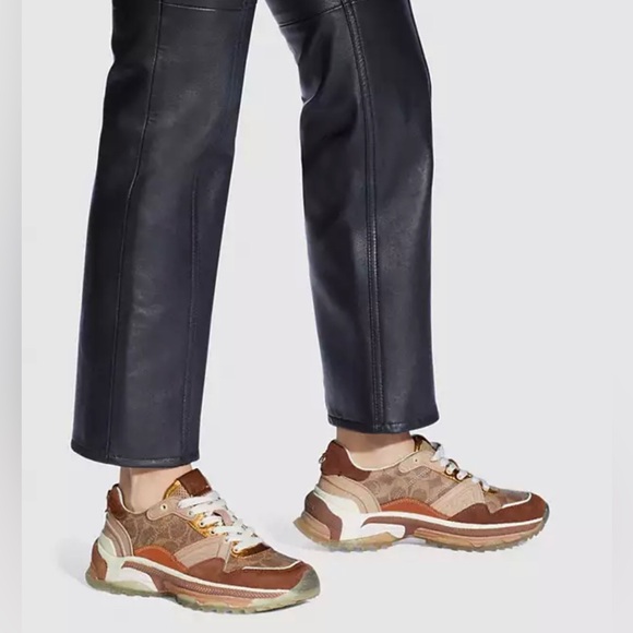 COACH C143 RUNNER 🏃🏾♀️ 🏃♀️SNEAKER 👟NWOB SIZE 5B - Picture 3 of 12